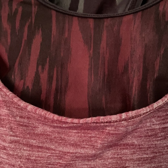 Lululemon Tank Top Size 6 🥰🥰 - Picture 2 of 5
